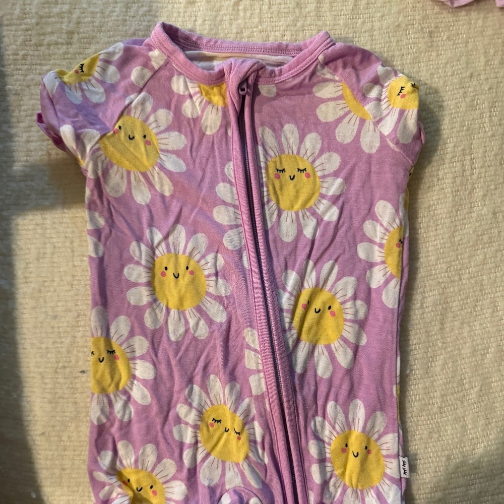 Little sleepies shorty zippy flower power